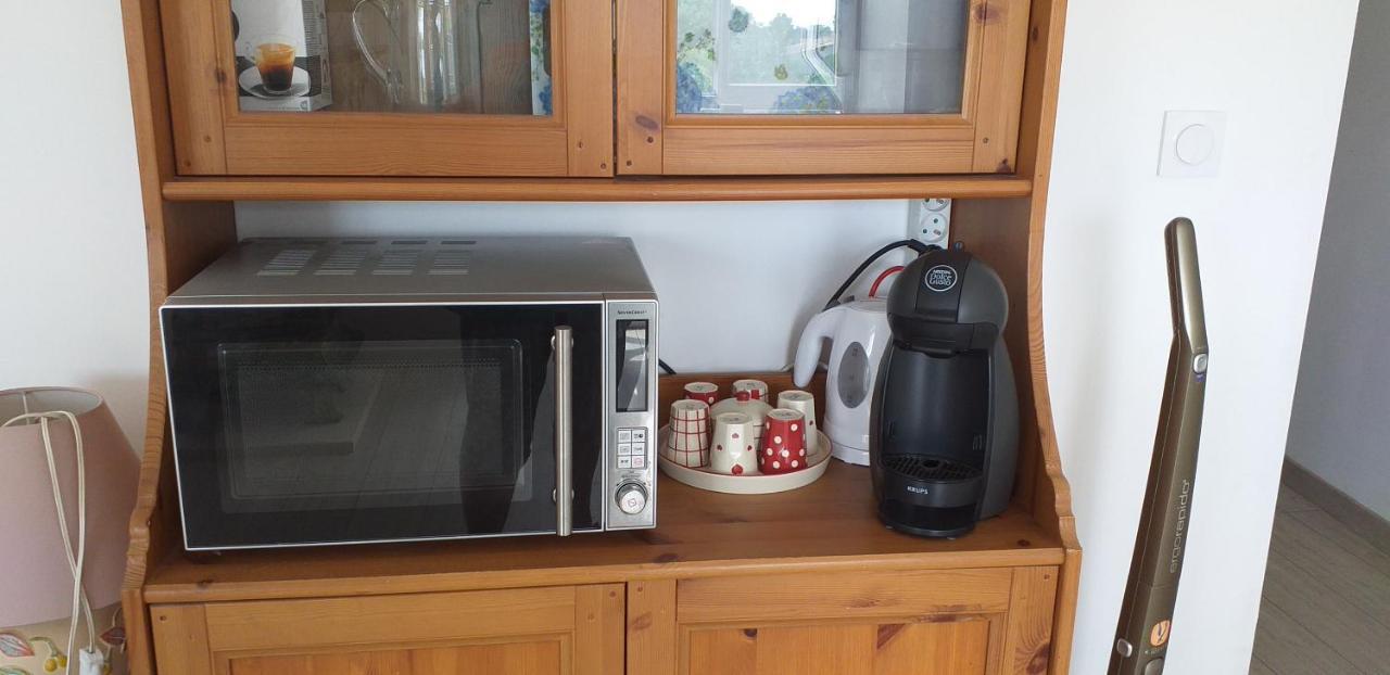 Les Gremilles Bed & Breakfast Bassoncourt Luaran gambar